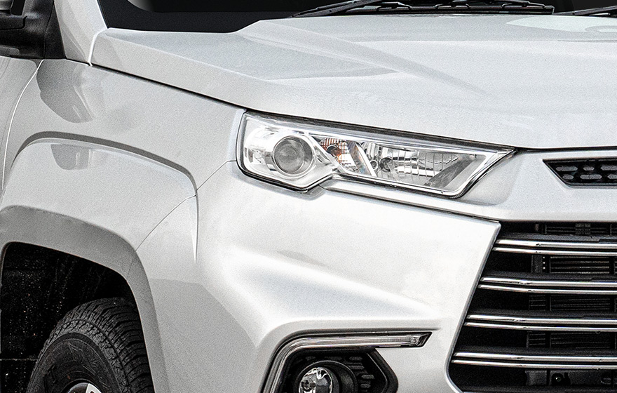 High-Brightness LED Daytime<br/>Standard LED daytime running lights feature high brightness and low energy consumption, enhancing daytime driving safety and visual refinement.